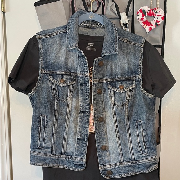 American Eagle Outfitters Jackets & Blazers - American Eagle Outfitters Blue Denim Vest